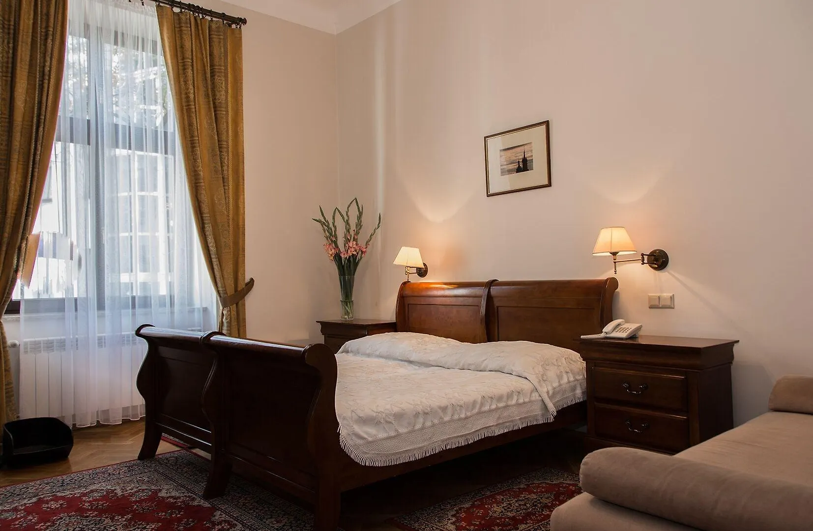 Aparthotel Basztowa Krakow 3*,