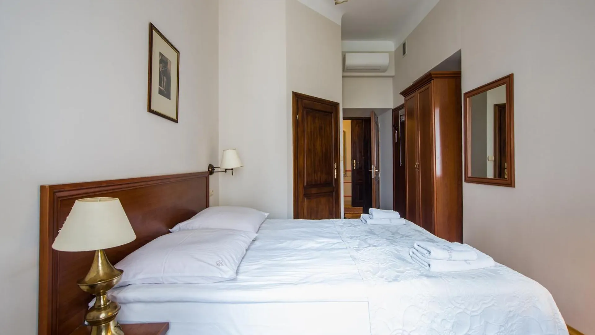 ***  Aparthotel Basztowa Krakow Poland