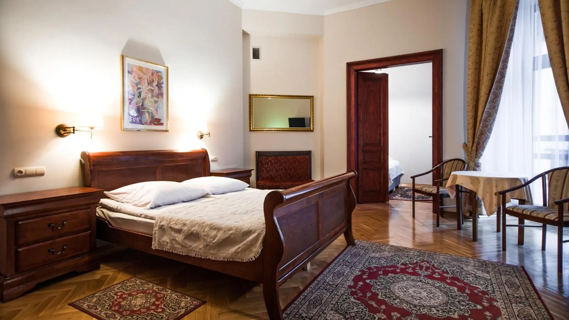 Aparthotel Basztowa Krakow Poland